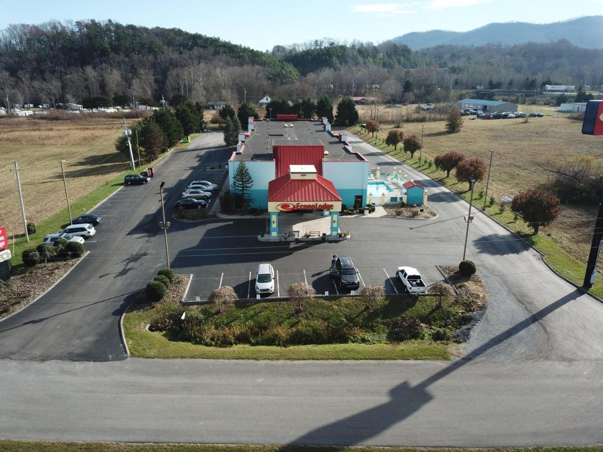 Econo Lodge Newport Exterior photo